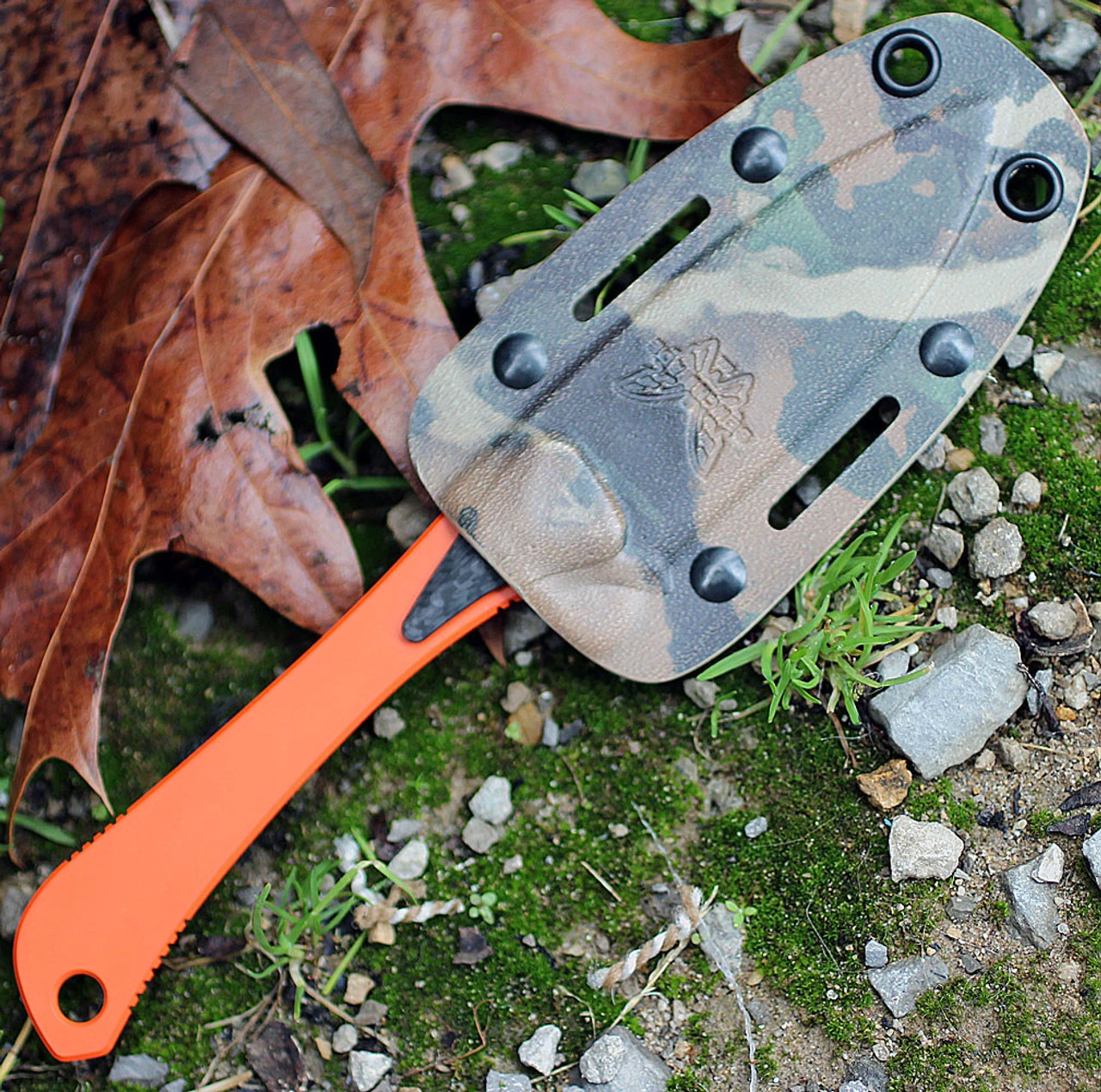 Benchmade Altitude - Org CPM-S90V / CF (3.08" CPM-S90V) 15200ORG 6 Benchmade Altitude - Org CPM-S90V / CF (3.08" CPM-S90V) 15200ORG - Image 4