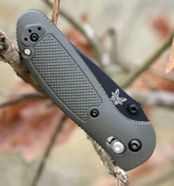Benchmade Mini Griptilian 556SBKOD-S30V, 2.91" S30V Black Drop Point Combo Blade, OD Green Noryl GTX Handle -Benchmade Shop 556sbkod s30v.3 91813.1566586195