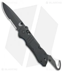 Benchmade 917SBK-1901 Triage Axis Lock Knife Black G-10 (3.4" Black Serr) -Benchmade Shop Benchmade Triage Axis Lock black G 10 Black Serr 917SBK 1901 BHQ 105738 jr open
